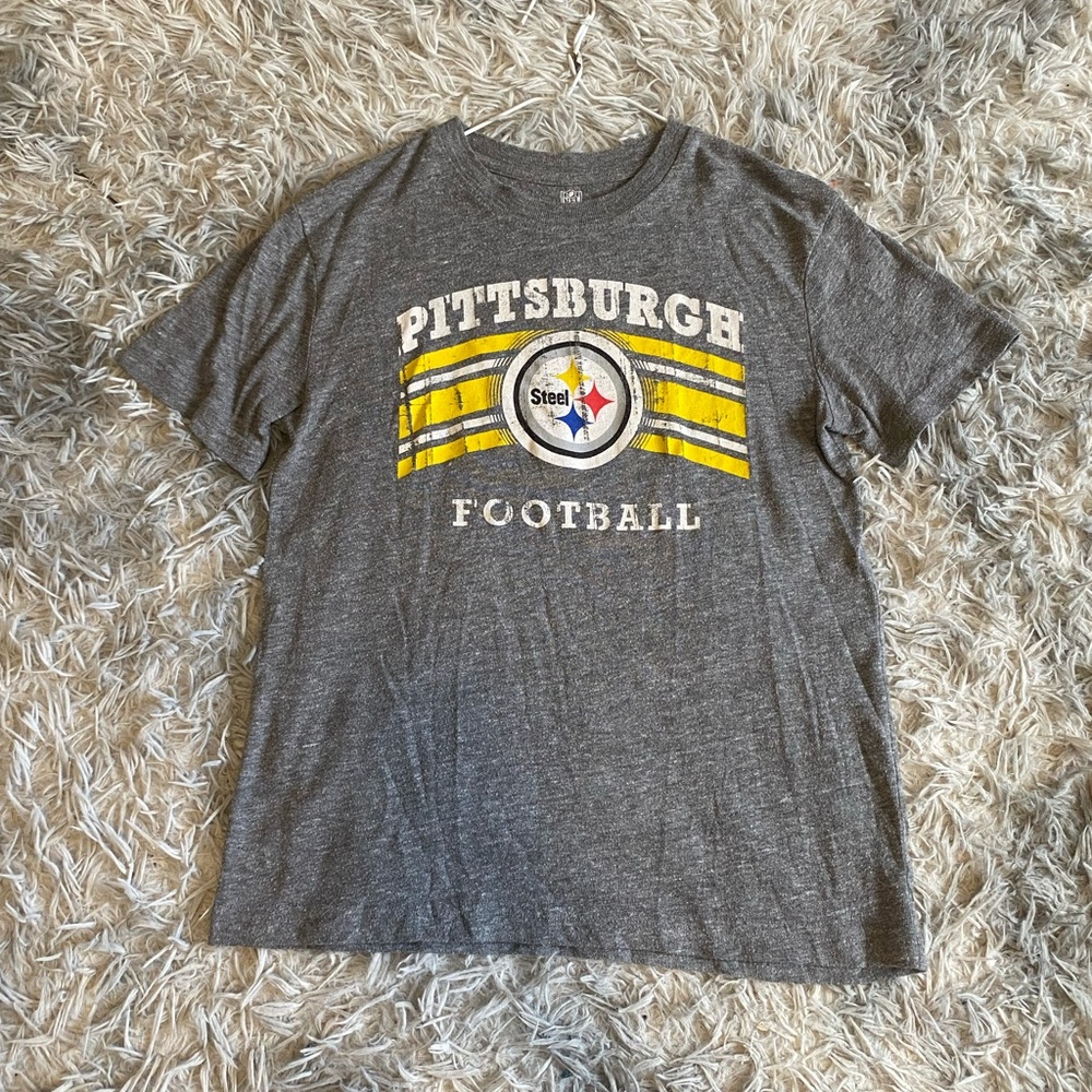 Pittsburgh steelers football tee